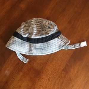 Osh Gosh baby/toddler beach hat, reversible!
